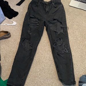 Black ripped mom jeans